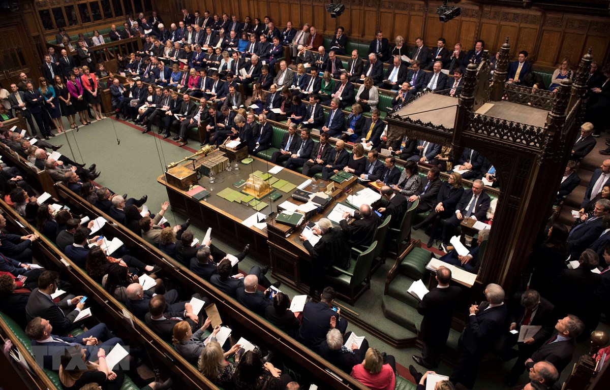 Toàn cảnh phiên họp của Hạ viện Anh ở London. (Nguồn: THX/TTXVN