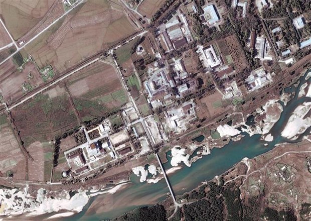 Hình ảnh vệ tinh chụp cơ sở hạt nhân Yongbyon, cách thủ đô Bình Nhưỡng của Triều Tiên 100km về phía Bắc. (Nguồn: EPA/TTXVN)
