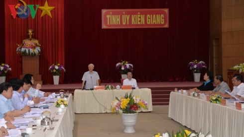 Tổng Bí thư, Chủ tịch nước Nguyễn Phú Trọng phát biểu định hướng thảo luận tại buổi làm việc với đội ngũ chủ chốt tỉnh Kiên Giang.