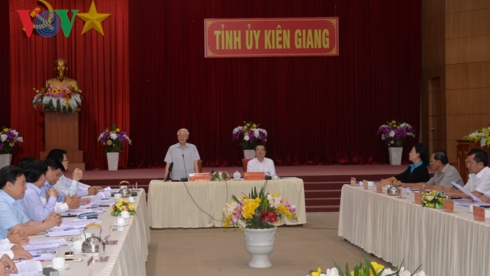 Tổng Bí thư, Chủ tịch nước Nguyễn Phú Trọng làm việc tại Kiên Giang Tổng Bí thư, Chủ tịch nước Nguyễn Phú Trọng phát biểu định hướng thảo luận tại buổi làm việc với đội ngũ chủ chốt tỉnh Kiên Giang.