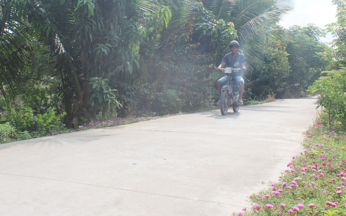 Tân Ninh: Nâng chất xã văn hóa Đường giao thông nông thôn xã được bêtông góp phần nâng chất tiêu chuẩn môi trường