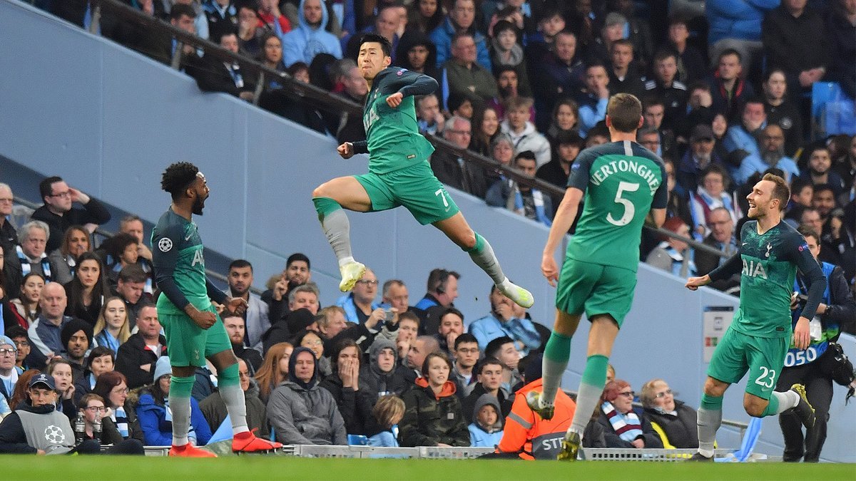 Son Heung Min đang bay cao cùng Tottenham