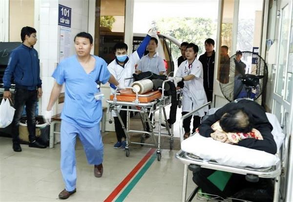Trong 9 ngày Tết, bệnh viện Hữu nghị Việt Đức đã cấp cứu hơn 13.000 trường hợp bệnh nhân, trong đó gần 600 ca do tai nạn giao thông, 30% số ca xét nghiệm có nồng độ cồn. (Ảnh: Dương Ngọc/TTXVN)