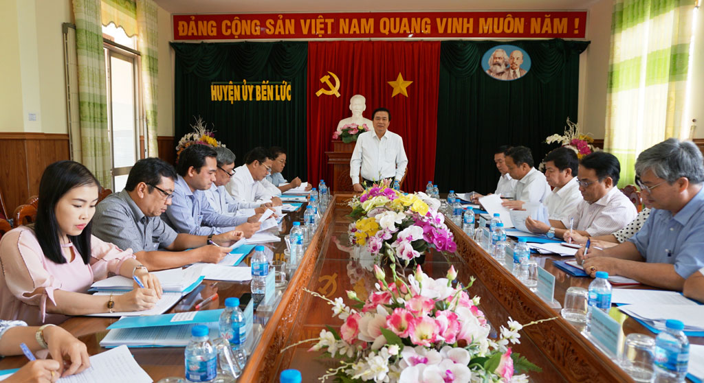 Nhiều chuyển biến trong thực hiện Nghị quyết Trung ương 4 (khóa XII) và các quy định nêu gương