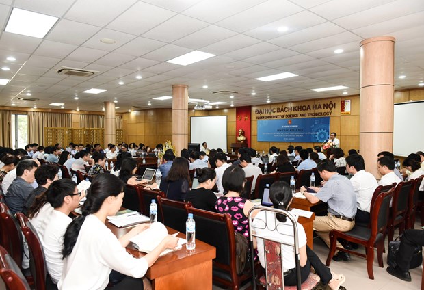 Hội thảo đã thu hút sự tham gia của đông đảo các nhà khoa học, lãnh đạo các trường đại học. (Ảnh: PV/Vietnam+)