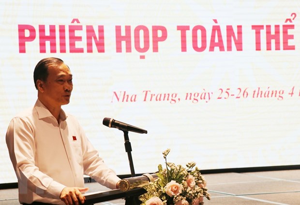 Chủ nhiệm Ủy ban Kinh tế của Quốc hội Vũ Hồng Thanh chủ trì phiên họp. (Ảnh: Tiên Minh/TTXVN)