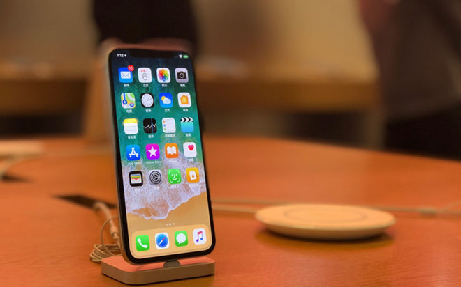 iPhone X được người tiêu dùng thế giới mua nhiều nhất trong năm 2018. Ảnh: AFP