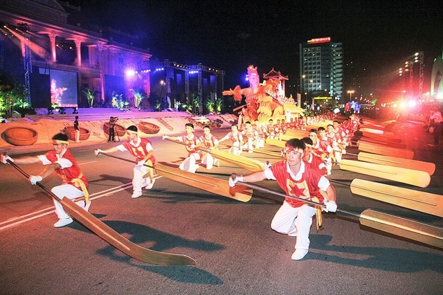 The Nha Trang – Khanh Hoa Sea Festival 2019 will be held from May 10 to 13 this year, with activities showing the mix of national traditional and contemporary culture (Photo: tuoitre.vn)