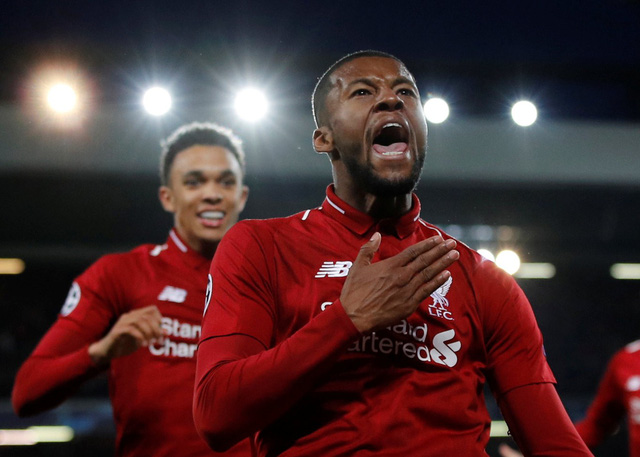 Niềm vui của Wijnaldum sau khi nâng tỉ số lên 3-0 - Ảnh: REUTERS