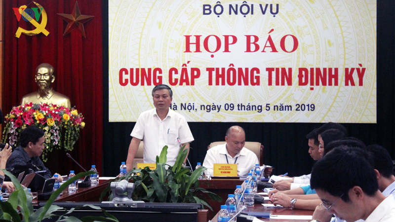 Thứ trưởng Bộ Nội vụ Nguyễn Trọng Thừa phát biểu tại buổi họp báo.