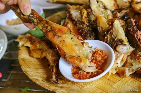 Đặc sản 'gà cái bang' - nghe có vẻ bần hàn mà ai cũng mê mẩn Ảnh minh họa