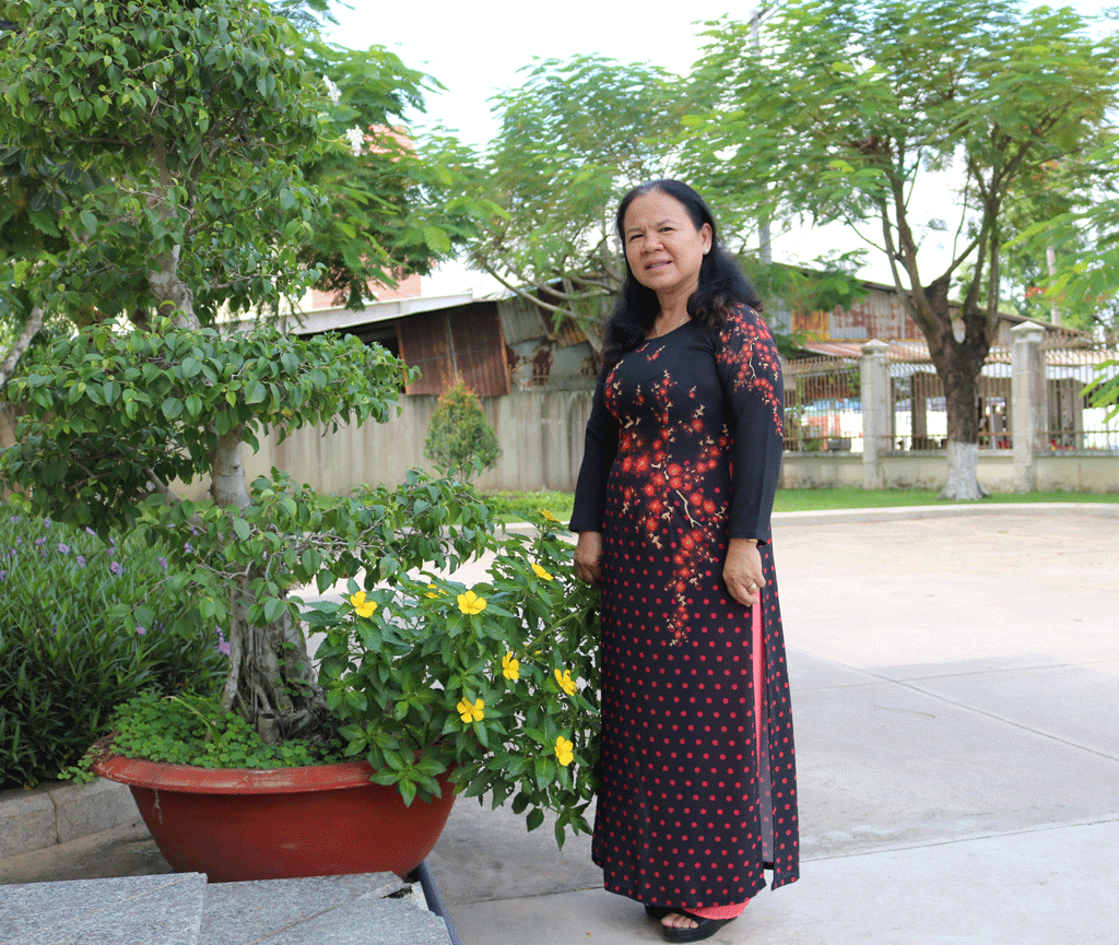 Cô Nguyễn Thị Bạch Phượng 