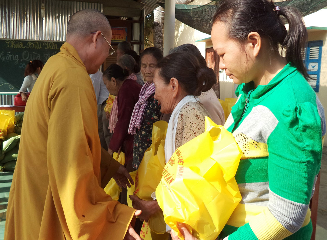 Phật giáo trong tỉnh đồng hành trong công tác an sinh xã hội