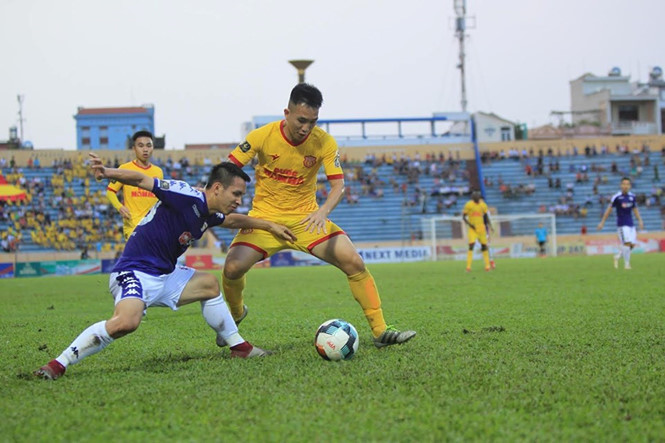 Vòng 11 V- League: Hà Nội thua đau, HAGL đứt mạch bất bại