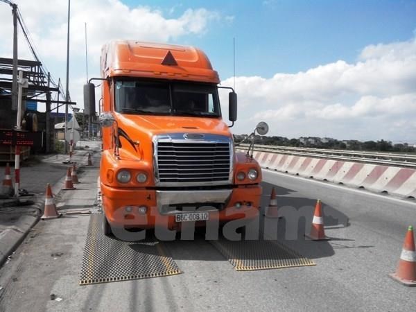 Xe quá tải gây bức xúc, trách nhiệm của Bộ Giao thông ra sao?