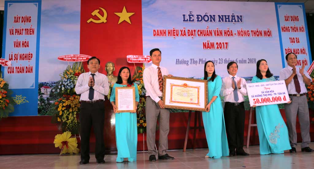 TP.Tân An Hoàn thành chương trình xây dựng nông thôn mới Xã Hướng Thọ Phú đạt chuẩn xã văn hóa - nông thôn mới