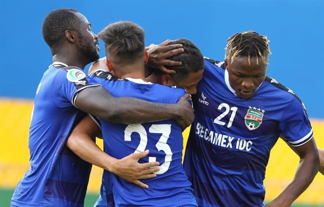 Becamex Binh Duong win first leg of semi-final Becamex Binh Duong defeat Indonesia's PSM Makassar 1-0 in the first leg match of the Cup’s ASEAN Zonal semi-finals. (Photo: the-afc.com)