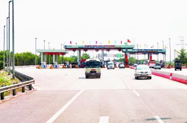 Tuyến cao tốc TP Hồ Chí Minh - Trung Lương kết nối giao thông TP Hồ Chí Minh với đồng bằng sông Cửu Long.