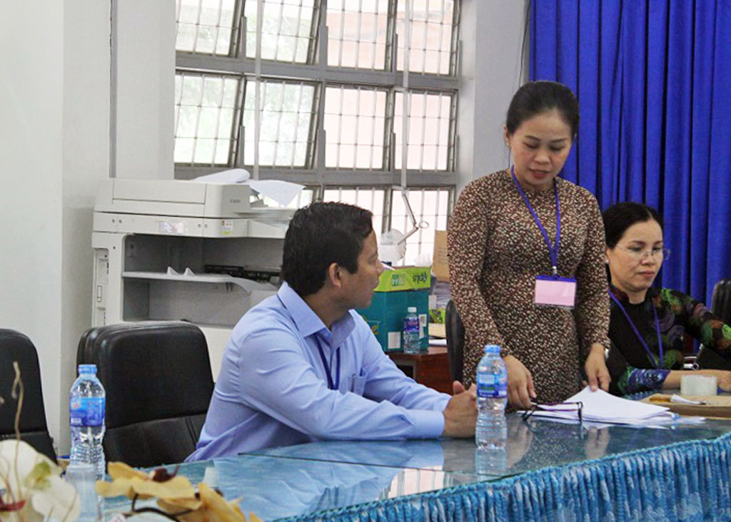 Phó Chủ tịch UBND tỉnh Long An – Phạm Tấn Hoà kiểm tra công tác tổ chức Kỳ thi THPT Quốc gia tại TP.Tân An