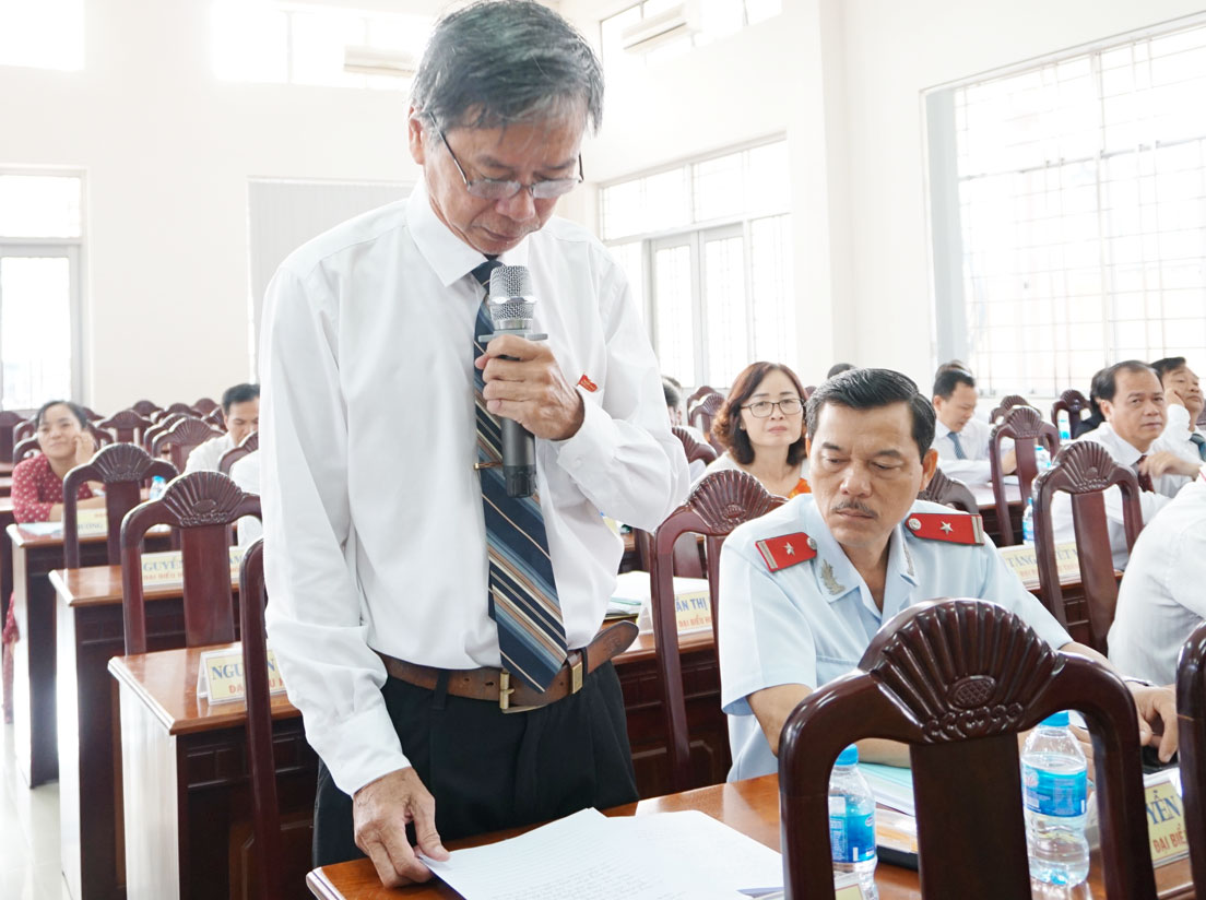 Đại biểu Nguyễn Văn Tánh chất vấn Phòng Tài nguyên và Môi trường về quy hoạch sử dụng đất