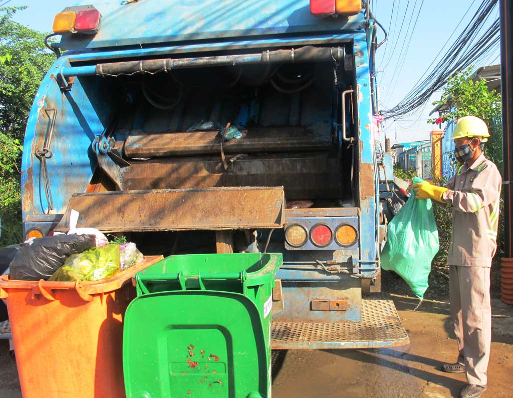 Phân loại rác tại nguồn - Khó cũng phải làm