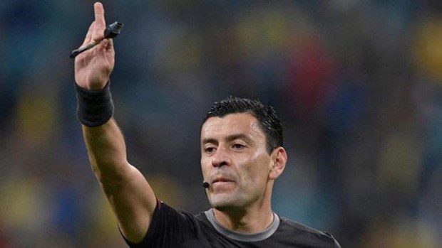 Roberto Tobar là trọng tài chính của trận chung kết Copa America 2019
