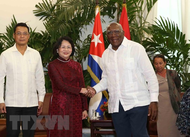 Phó Chủ tịch nước Đặng Thị Ngọc Thịnh hội đàm với Phó Chủ tịch Cuba