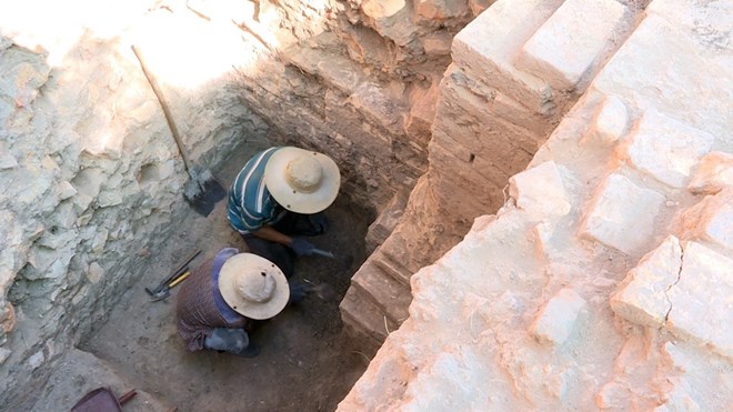 Archaeologists found decorative images built with brick or stone on Cham towers. (Photo: VNA)