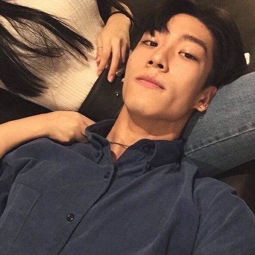 Đàn ông có tiền là lạnh nhạt giường chiếu với vợ Có tiền, nhiều anh sinh tật "chồng chúa vợ tôi". Hình minh họa.