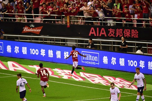 Gomes ăn mừng sau bàn thắng ấn định tỷ số cho Quỷ đỏ. (Nguồn: Getty Images)