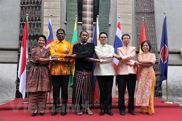 ASEAN’s 52nd anniversary observed worldwide Ambassadors of ASEAN's member states to Italy (Photo: VNA)
