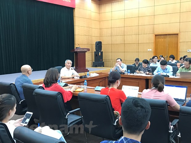 Loại bỏ tình trạng hàng nhập khẩu nhập nhèm ‘đội lốt’ hàng Việt Thứ trưởng Trần Quốc Khánh chủ trì buổi trao đổi thông tin với báo chí về dự thảo Thông tư dự thảo Made in Vietnam. (Ảnh: Đức Duy/Vietnam+)