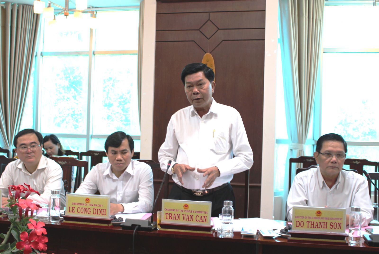 Huabei city leaders (China) pays courtesy visit to Long An leaders