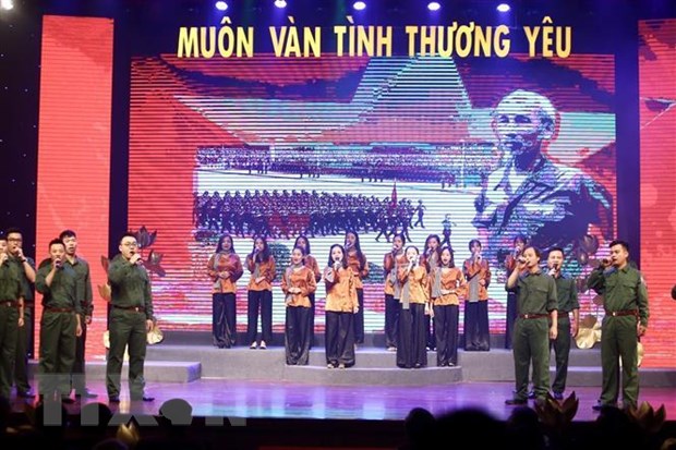 Lắng nghe những câu chuyện về Bác qua Cầu truyền hình-phát thanh