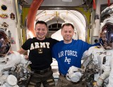 NASA lắp đặt 'bến đỗ' cho tàu vũ trụ thương mại trên ISS
