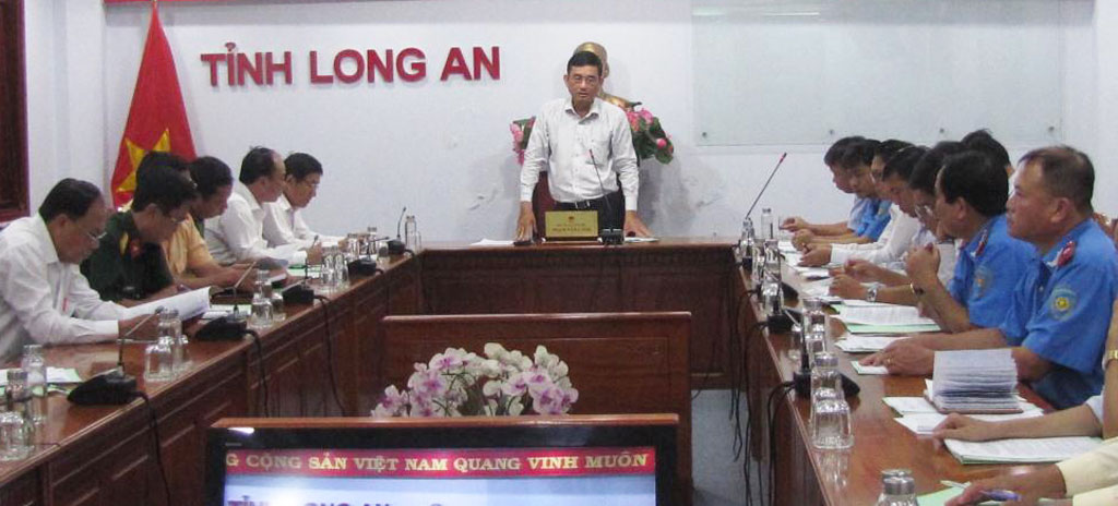 Phó chủ tịch UBND tỉnh Long An-Phạm Văn Cảnh chủ trì hội nghị