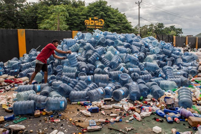 Anti-plastic waste alliance to focus on Southeast Asia A plastic waste dumping site in Palu, Central Sulawesi province of Indonesia, on July 18, 2019 (Photo: AFP/VNA)