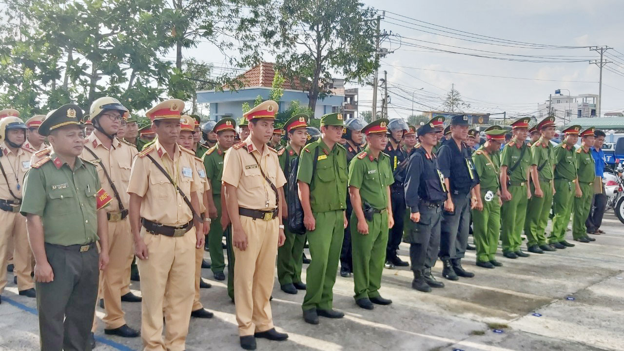 Lực lượng công an ra quân bảo đảm an ninh, trật tự, an toàn giao thông dịp lễ 2/9 và khai giảng năm học mới