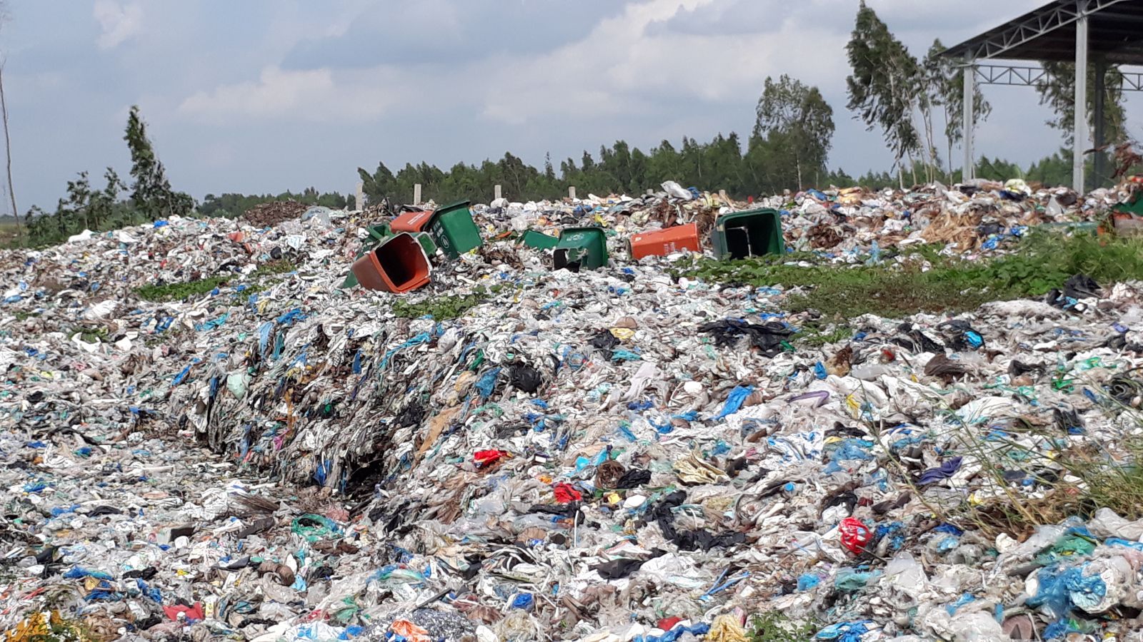 Tân Hưng: Ô nhiễm môi trường khu vực xử lý rác thải - Báo Long An ...