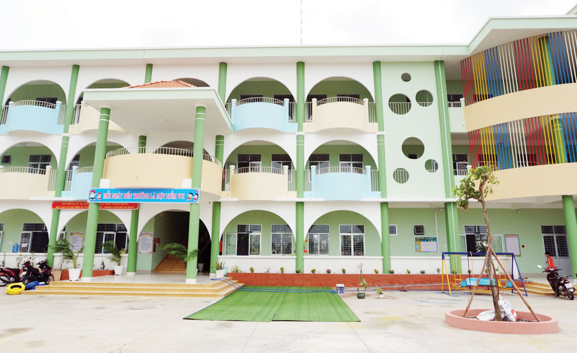 Trường Mẫu giáo Nhơn Thạnh Trung được gấp rút xây dựng nhằm đáp ứng nhu cầu dạy và học
