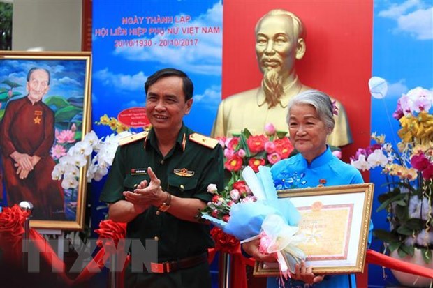 Nữ họa sỹ khắc họa Mẹ Việt Nam Anh hùng trở thành bất tử