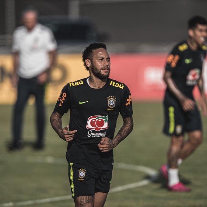 HLV Tite của Brazil tuyên bố, Neymar chỉ thua mỗi Messi và Ronaldo