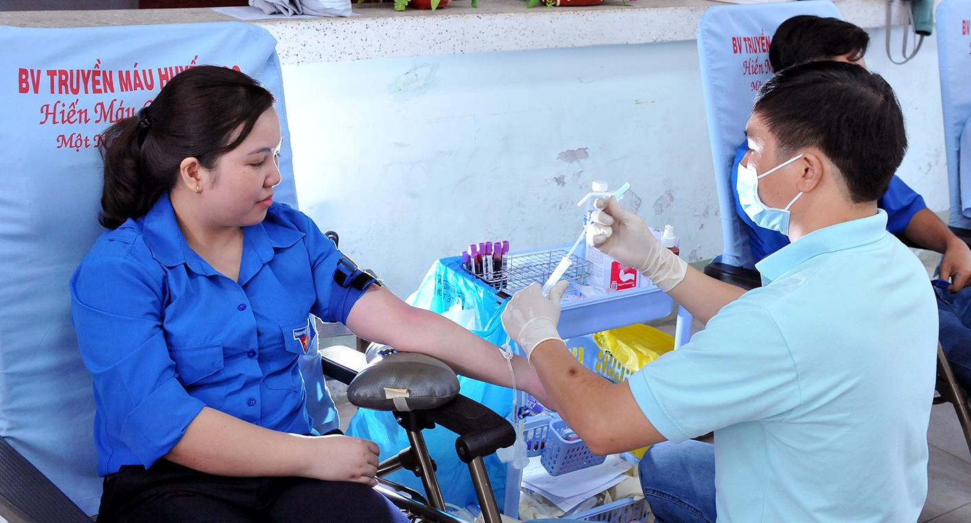 Đoàn cơ sở ngành y tế Long An phấn đấu xây dựng đoàn vững mạnh xuất sắc