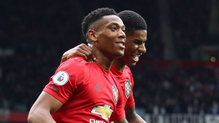 Martial và Rashford không thể ra sân vì chấn thương