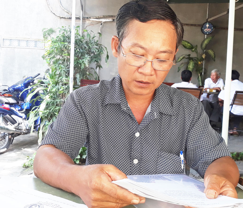 Theo yêu cầu của UBND huyện Đức Hòa, hồ sơ chuyển mục đích sử dụng đất của ông Lê Văn Thủy phải được Chi nhánh Văn phòng Đăng ký đất đai Đức Hòa giải quyết, trao trả vào ngày 30/9/2019