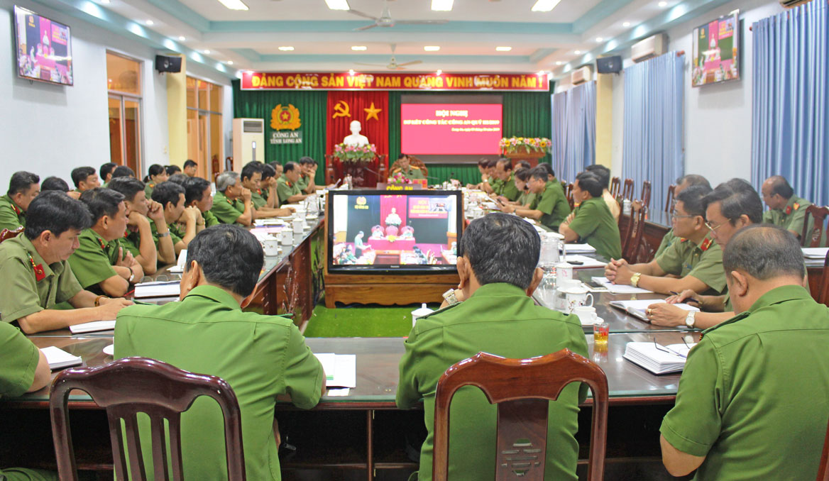 Hội nghị trực tuyến tại Công an tỉnh