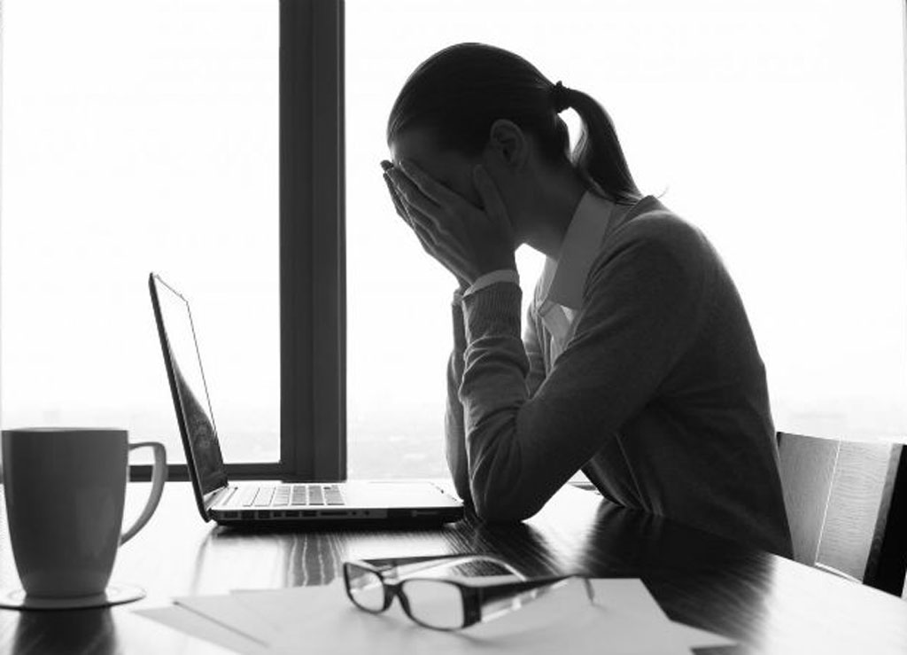 Áp lực công việc là một trong những nguyên nhân dẫn đến bệnh trầm cảm