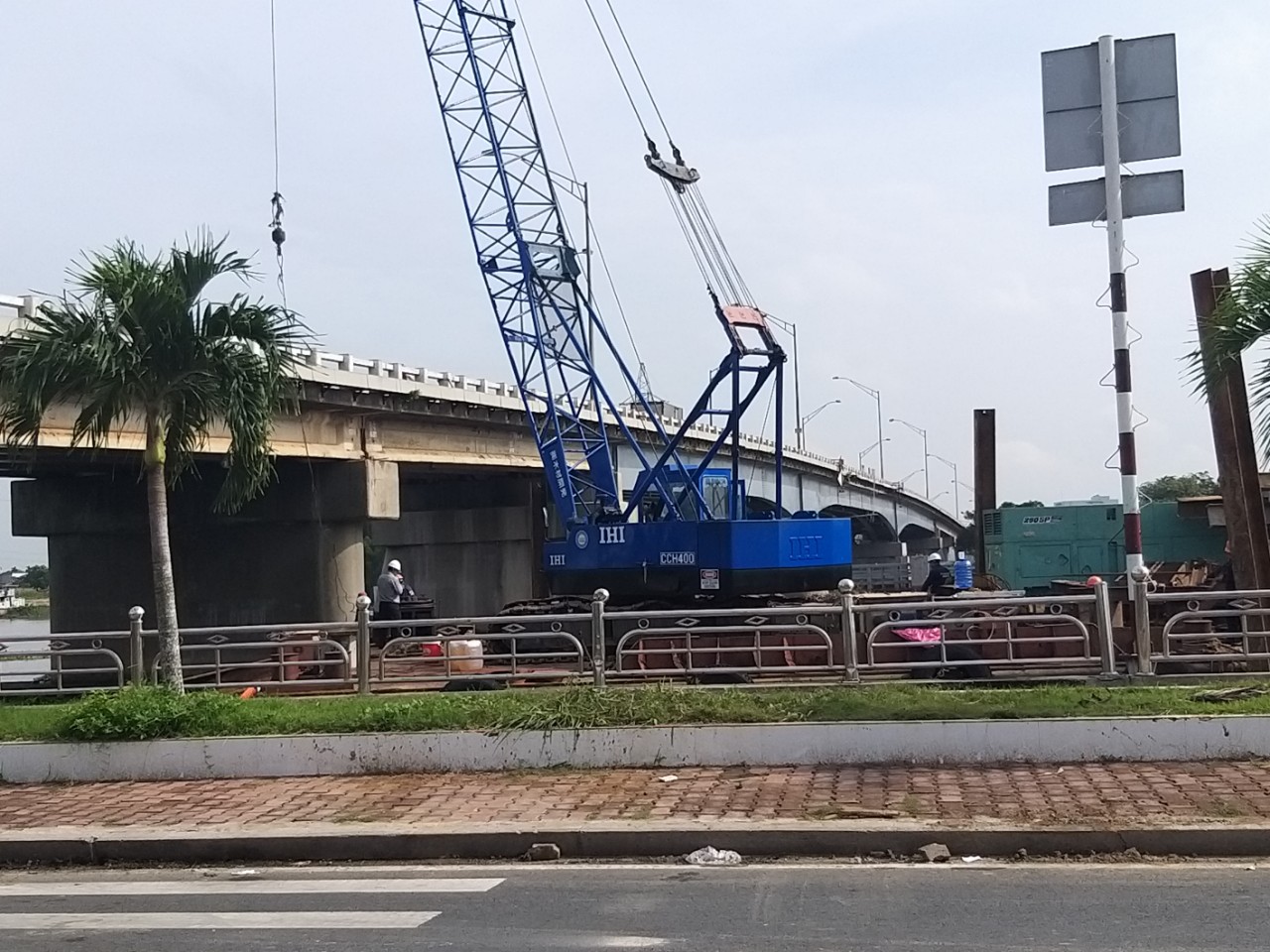 Long An: New bridge over Vam Co Tay River New Tan An Bridge is built aside the present Tan An Bridge