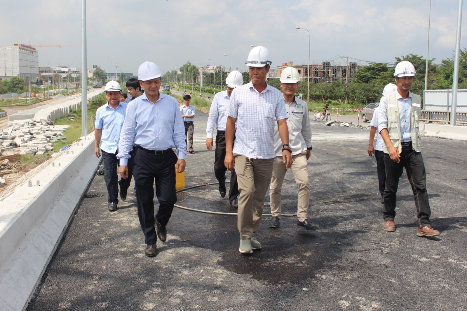 Long An: Deputy Minister of Transport - Nguyen Nhat works with Long An province on NH 1 bypass