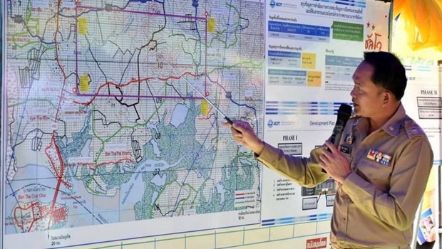 Thai Deputy PM inspects Phuket airport project site The expanded plans for the new airport to be built in Phang Nga were explained to Deputy Prime Minister Jurin Laksanavisit during a site inspection on Oct 25. (Photo: PR Dept/Phang Nga)